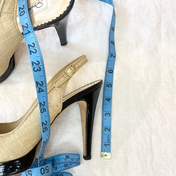 Oscar de la Renta Peep Toe Heels - Picture 11 of 15